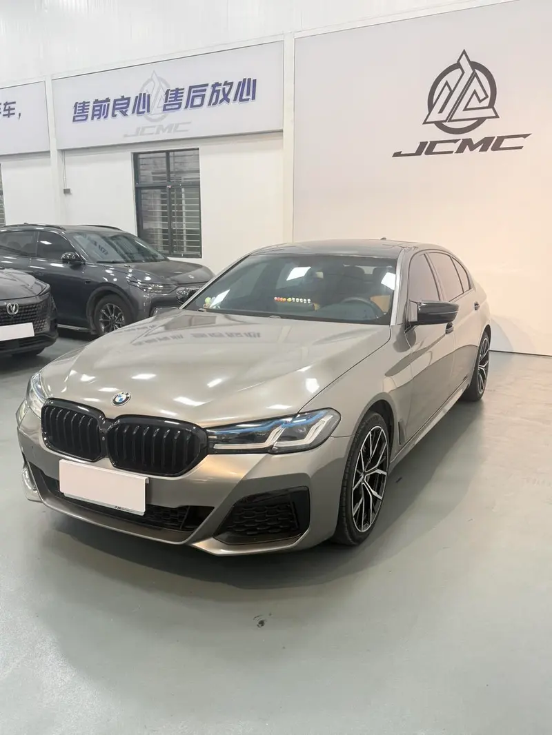 BMW 5-Series, 2018