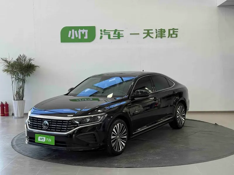 Volkswagen Passat, 2022