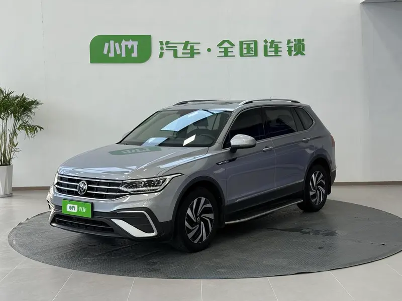 Volkswagen Tiguan L 280TSI Trendy Edition, 2023 — фото 1