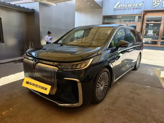 Voyah Dreamer PHEV, 2025
