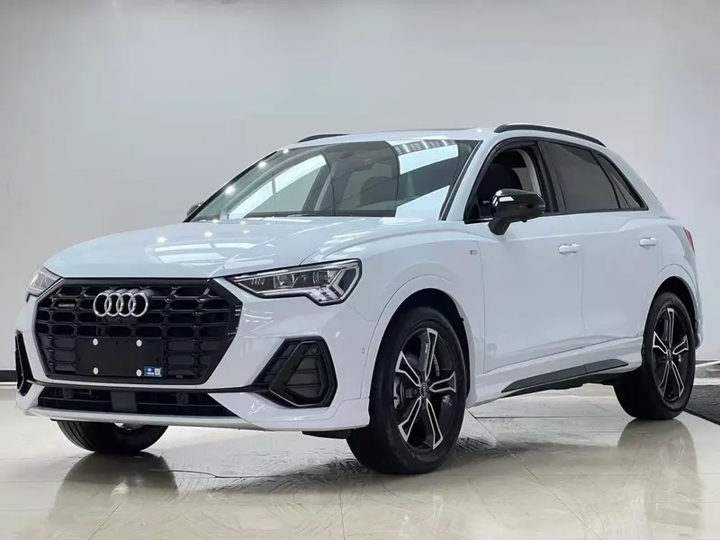 Audi Q3, 2022