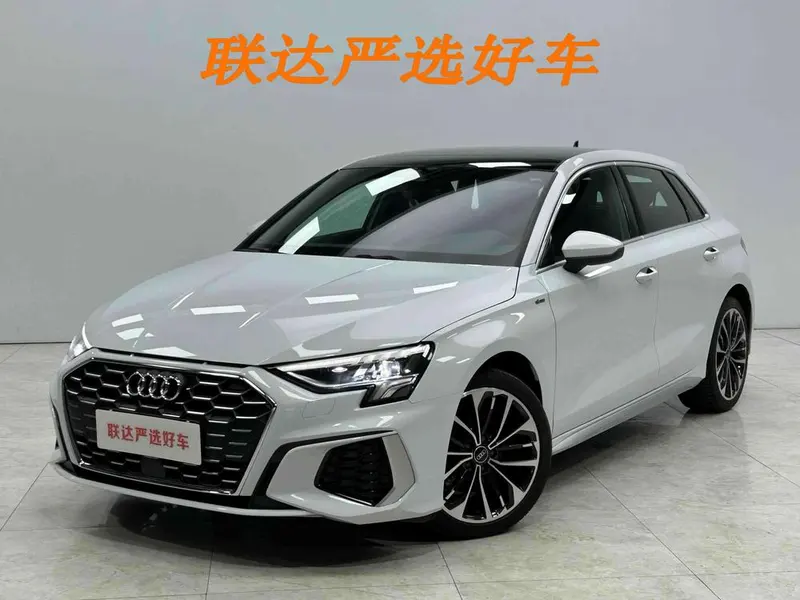 Audi A3 Facelift Sportback 35 TFSI Luxury Sport Version, 2023 — фото 1