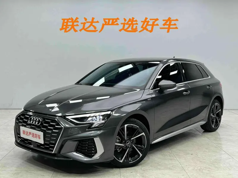 Audi A3 Facelift Sportback 35 TFSI Fashion Sport Version, 2023 — фото 1