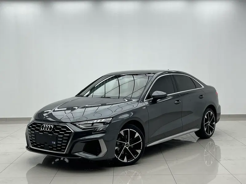 Audi A3 Facelift A3L Limousine 35 TFSI Fashion Sport Version, 2023 — фото 1