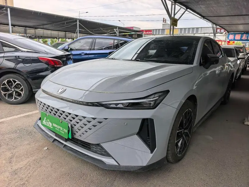 Changan UNI-V iDD Blue iDD 136km Premium Version, 2024 — фото 1