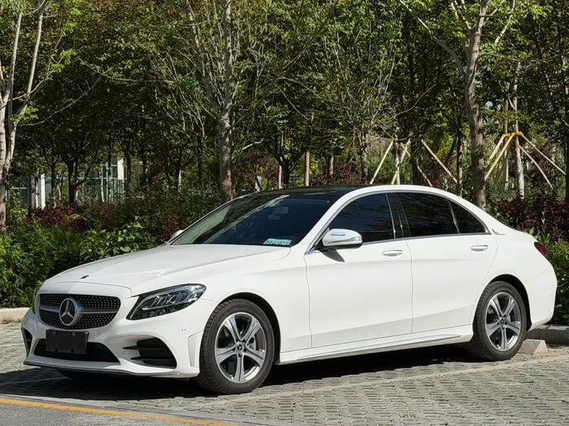 Mercedes-Benz C-Class, 2020