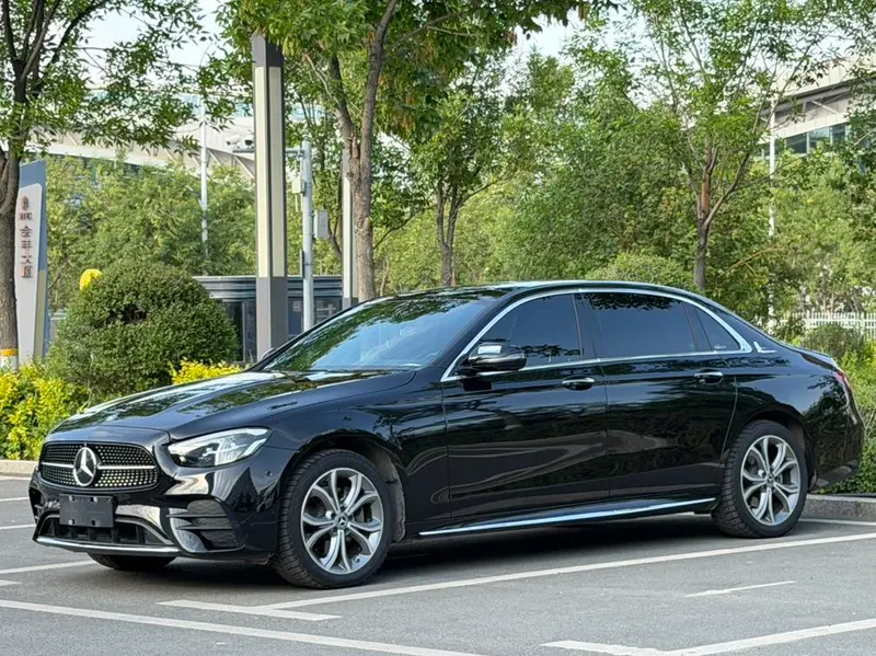 Mercedes-Benz E-Class, 2023