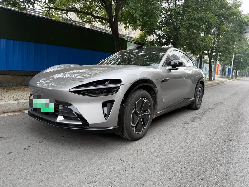 Xiaomi YU7, 2025