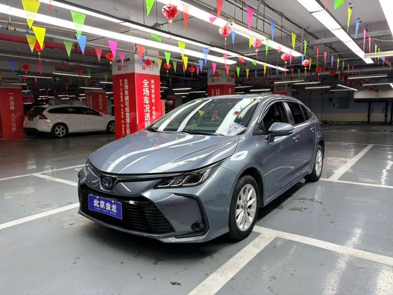Toyota Corolla Dual Engine 1.8L E-CVT Edition, 2022 — фото 1