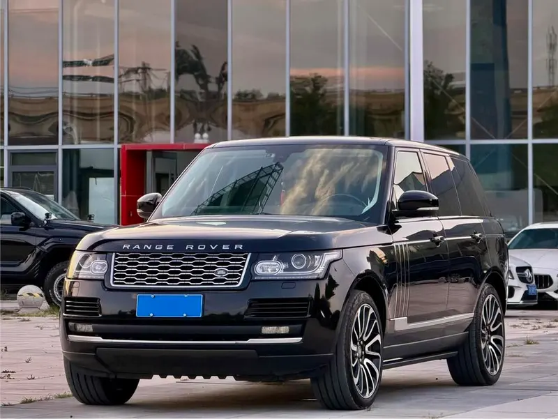 Land Rover Range Rover 3.0 V6 SC Vogue, 2015 — фото 1