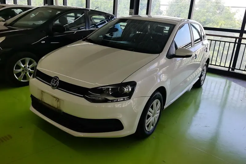 Volkswagen Polo 1.4L Auto Style Version, 2016 — фото 1