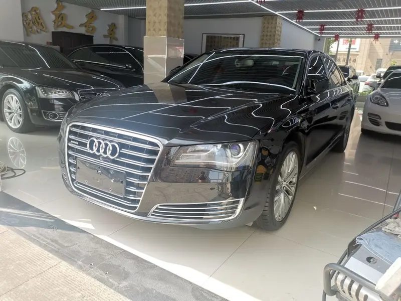 Audi A8, 2013