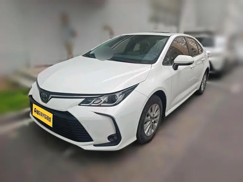 Toyota Corolla 1.2T S-CVT Elite Edition, 2021 — фото 1