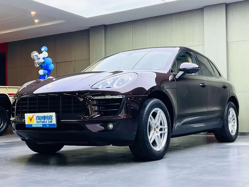 Porsche Macan, 2014