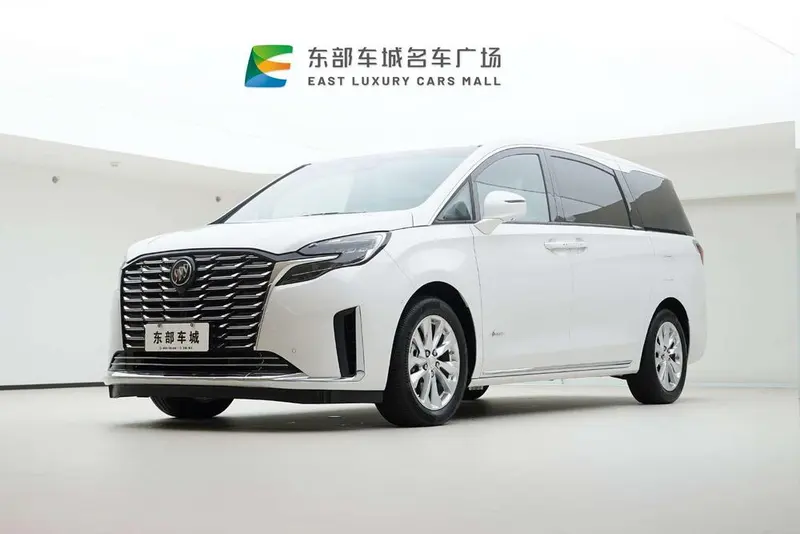 Buick GL8 рестайлинг 艾维亚 2.0T 4 мест 尊礼 версия, 2022 — фото 1