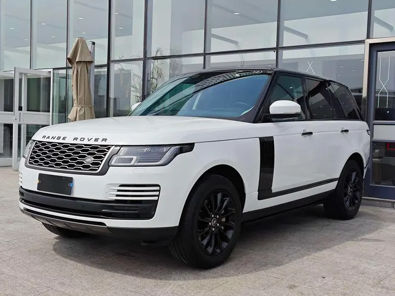 Land Rover Range Rover 3.0 V6 SC Vogue Edition, 2018 — фото 1