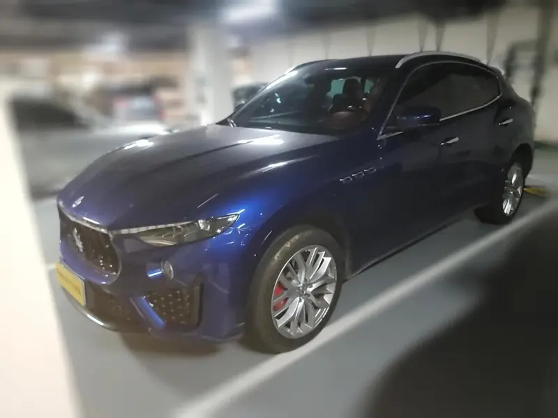 Maserati Levante, 2022