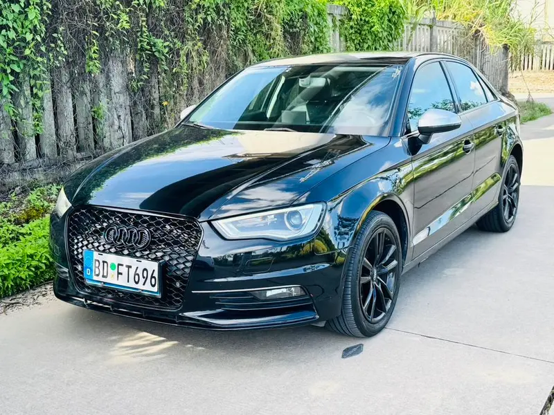 Audi A3 Limousine 35 TFSI Style Version, 2016 — фото 1