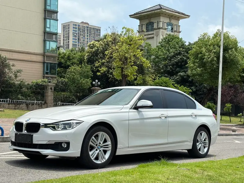 BMW 3-Series, 2016