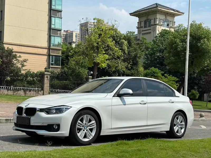 BMW 3-Series, 2017