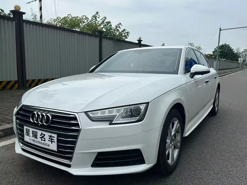 Audi A4L 40 TFSI Fashion Version, 2017 — фото 1