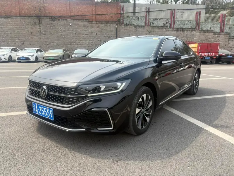 Volkswagen Passat, 2023