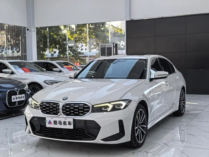 BMW 3-Series, 2023