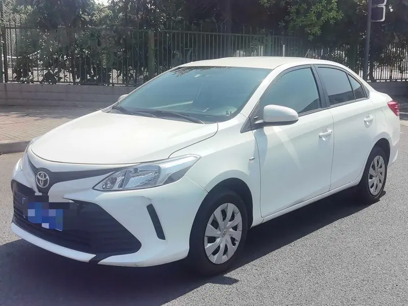 Toyota Vios 1.3L CVT锐行 версия, 2017 — фото 1