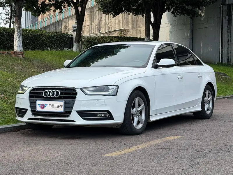 Audi A4L 35 TFSI Auto Standard Version, 2015 — фото 1