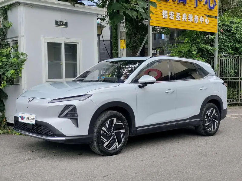 Wuling Starlight S EV, 2025