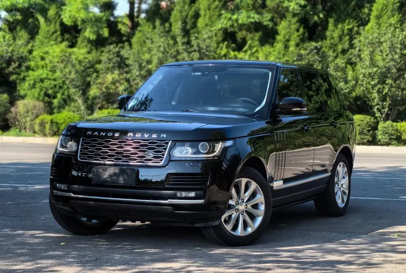 Land Rover Range Rover 3.0 V6 SC Vogue, 2014 — фото 1