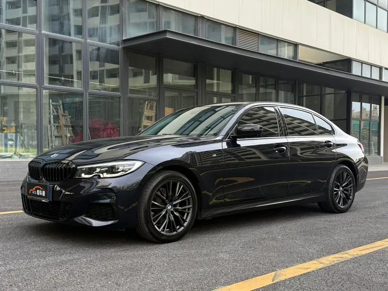 BMW 3-Series, 2021