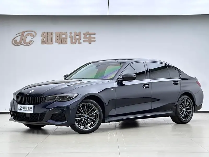 BMW 3-Series, 2022