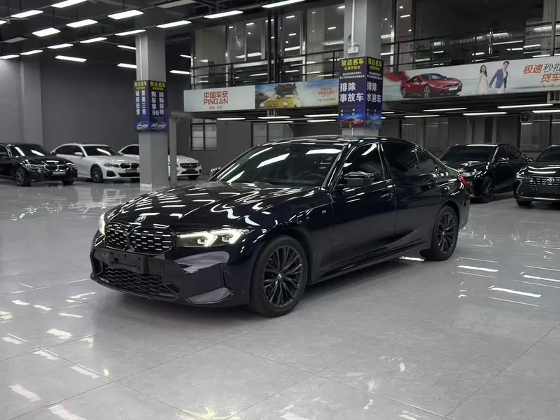 BMW 3-Series, 2023