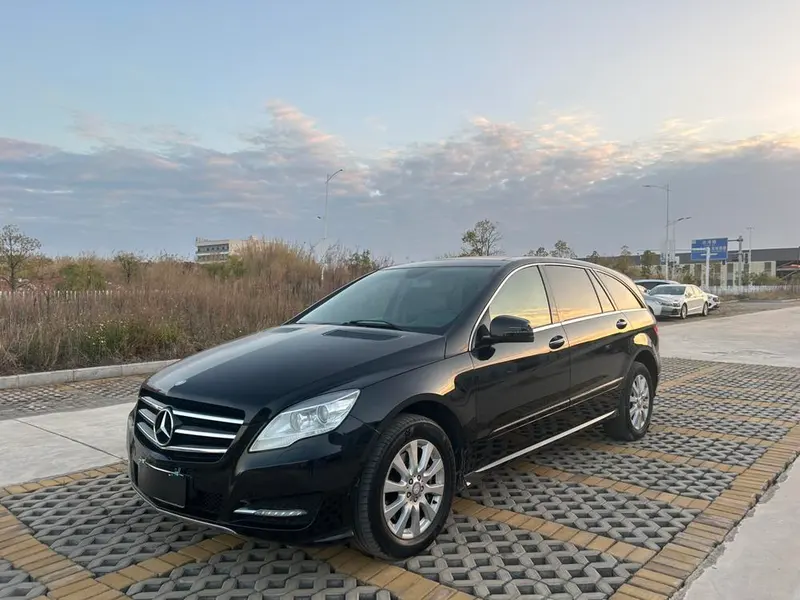 Mercedes-Benz R-Class R 350 L 4MATIC, 2011 — фото 1