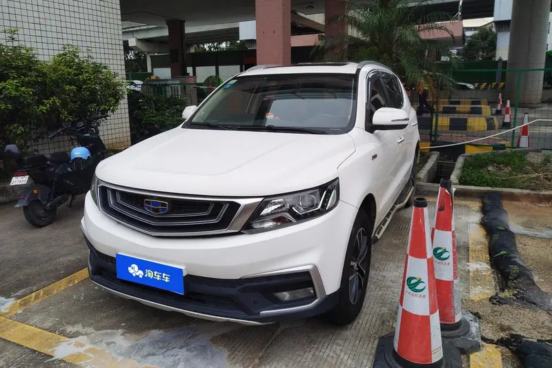 Geely Yuanjing X6 1.4T CVT 4G Connected Luxury Version, 2018 — фото 1