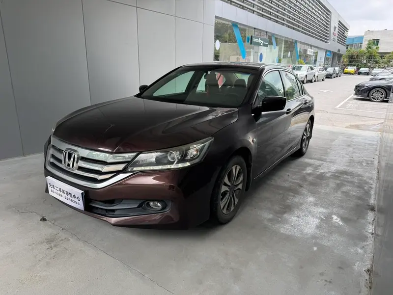 Honda Accord, 2015