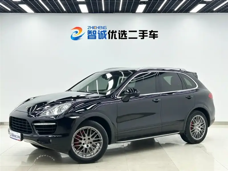Porsche Cayenne, 2012