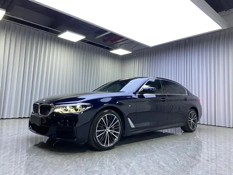 BMW 5-Series, 2020