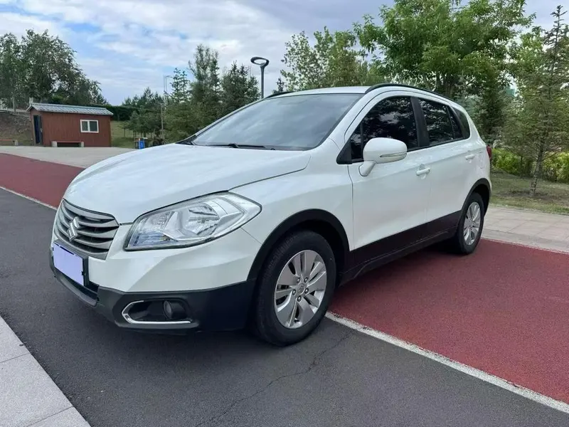 Suzuki S-Cross 1.6L Manual 2WD Version, 2014 — фото 1