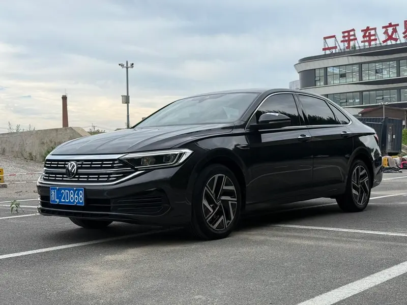 Volkswagen Sagitar, 2023