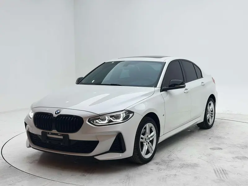 BMW 1-Series, 2021