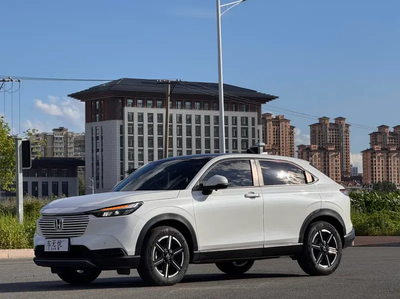 Honda Vezel 1.5L CVT Edition, 2023 — фото 1