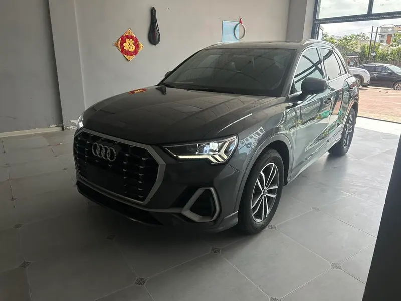 Audi Q3, 2022