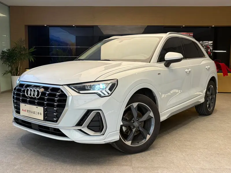 Audi Q3, 2020