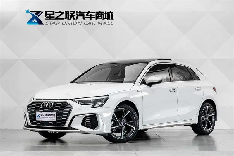 Audi A3 Sportback 35 TFSI Fashion Sport Version, 2024 — фото 1