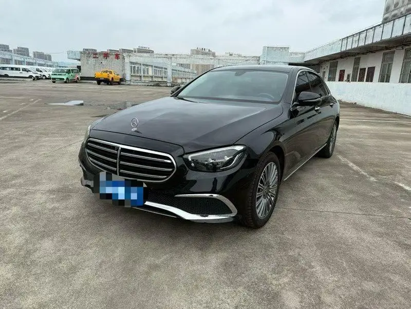 Mercedes-Benz E-Class, 2022