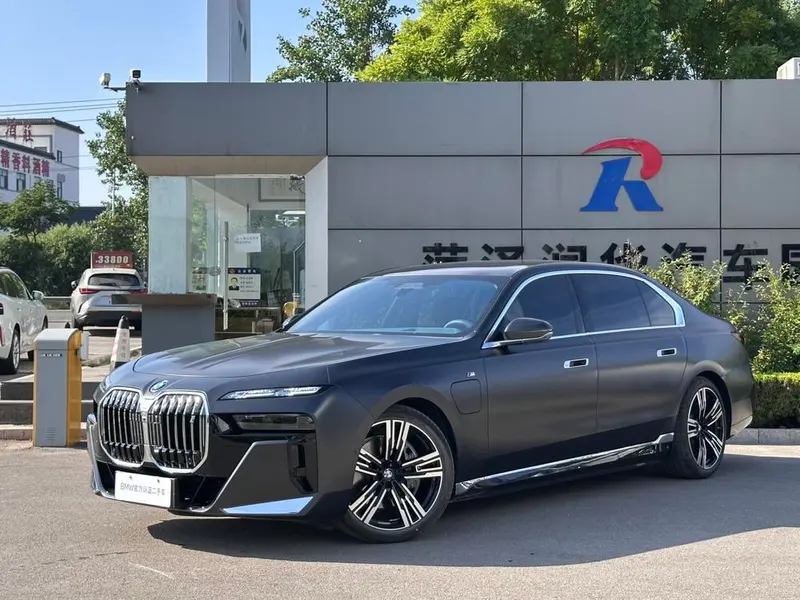 BMW i7, 2023