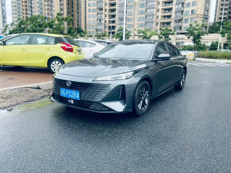 Changan Yida 1.5T GDI Auto Premium Version, 2023 — фото 1
