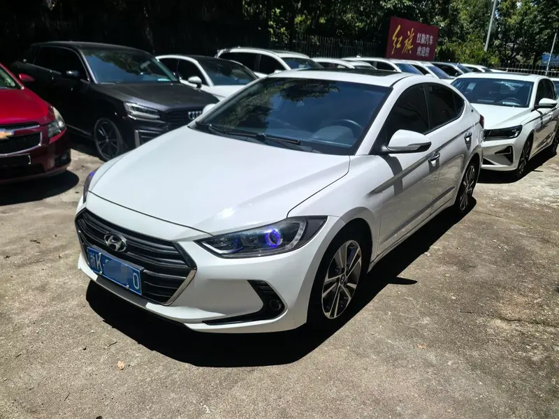 Hyundai Elantra Lingdong, 2018